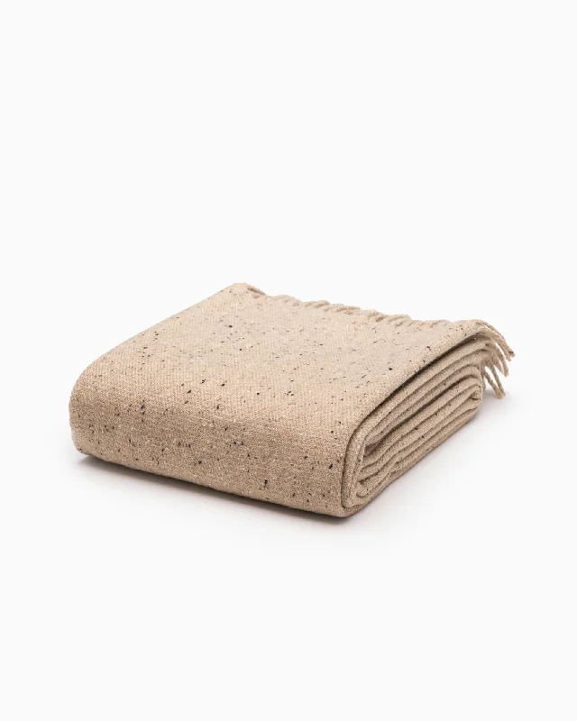 Cotton blankets for breathability and a lightweight feelCotton blankets for breathability and a lightweight feelOFS. Donegal Tweed Throw - Inishkeel Cotton blankets for breathability and a lightweight feelCotton blankets for breathability and a lightweight feelOFS. Donegal Tweed Throw - Inishkeel