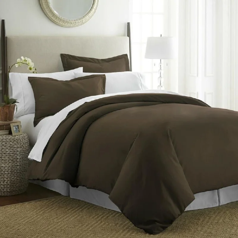 Rayon from bamboo blankets for a silky and breathable feelRayon from bamboo blankets for a silky and breathable feel3pc King/Cal King Duvet Cover Set Ultra Soft Brown