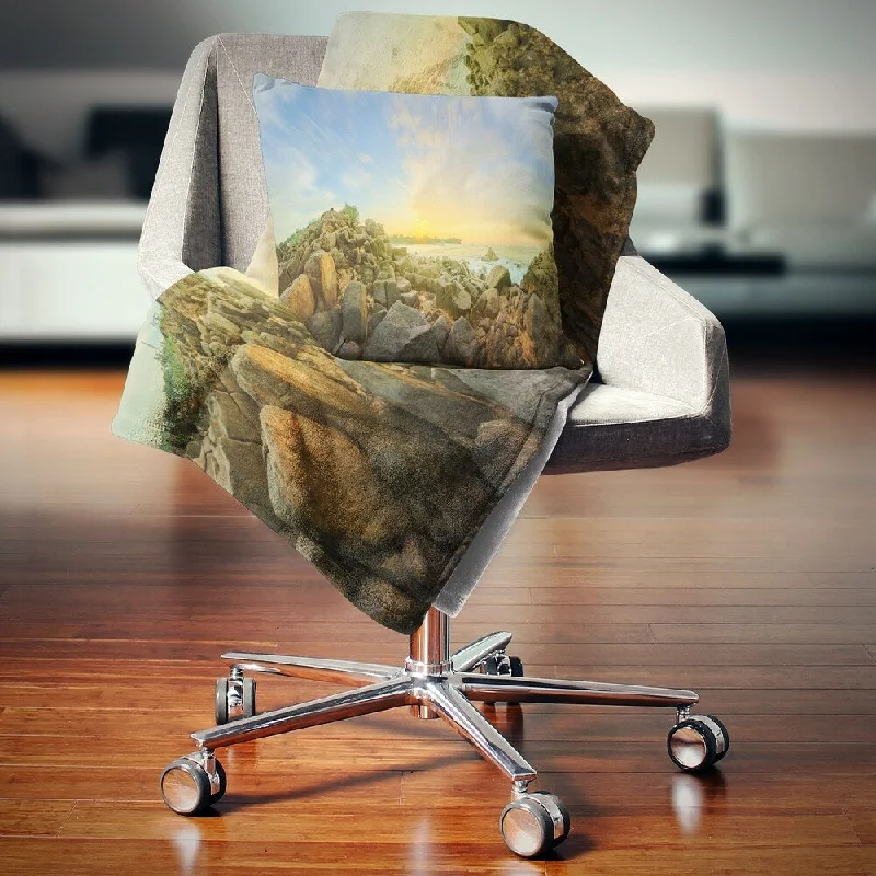 Acrylic blankets for a soft and affordable alternativeAcrylic blankets for a soft and affordable alternativeDesignart 'Beautiful Romantic Beach Sunrise' Landscape Fleece Throw Blanket