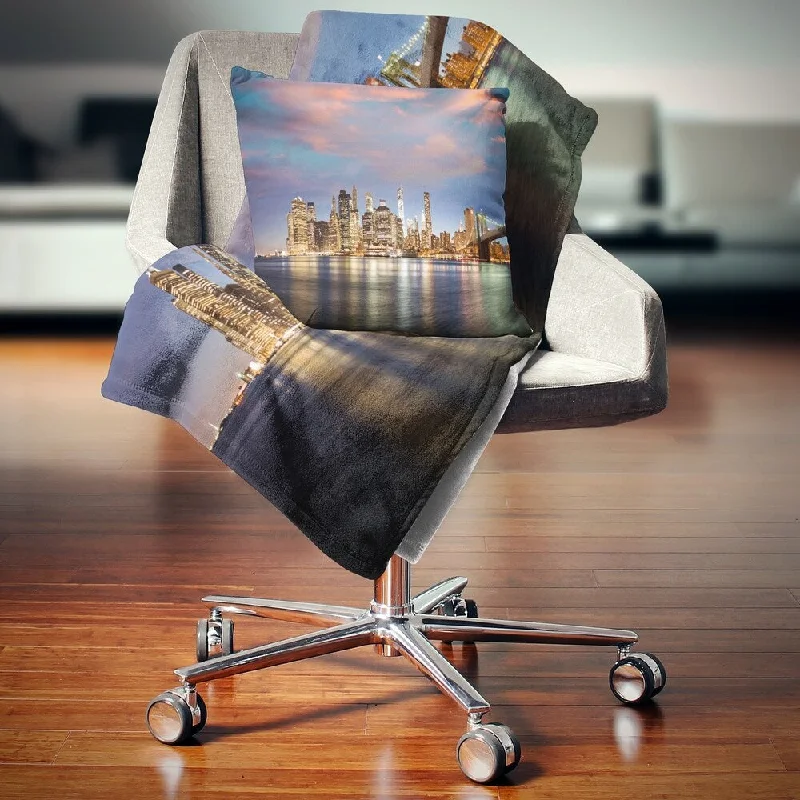 Wool blankets with natural warmth and insulationWool blankets with natural warmth and insulationDesignart 'Manhattan at Nighttime' Cityscape Photography Throw Blanket Wool blankets with natural warmth and insulationWool blankets with natural warmth and insulationDesignart 'Manhattan at Nighttime' Cityscape Photography Throw Blanket