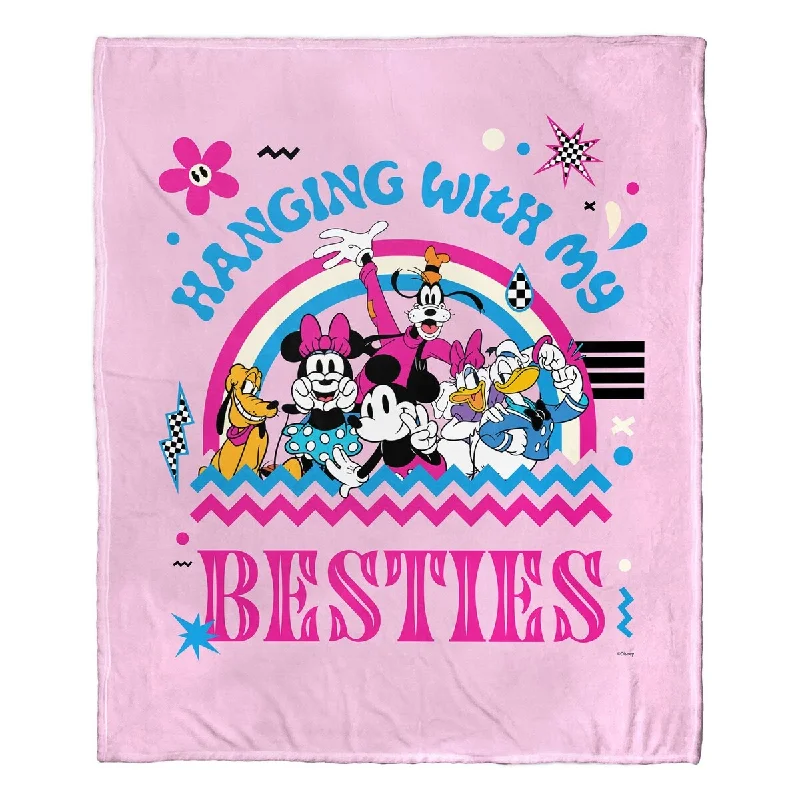 Chenille blankets with a thick and fuzzy textureChenille blankets with a thick and fuzzy textureDisney Mickey And Friends Hanging With Besties Silk Touch Throw