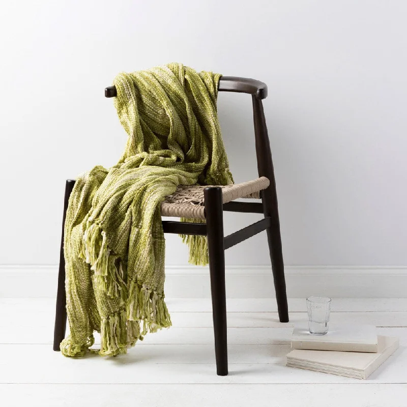 Chenille blankets with a thick and fuzzy textureChenille blankets with a thick and fuzzy textureHippy Woven Acrylic Throw