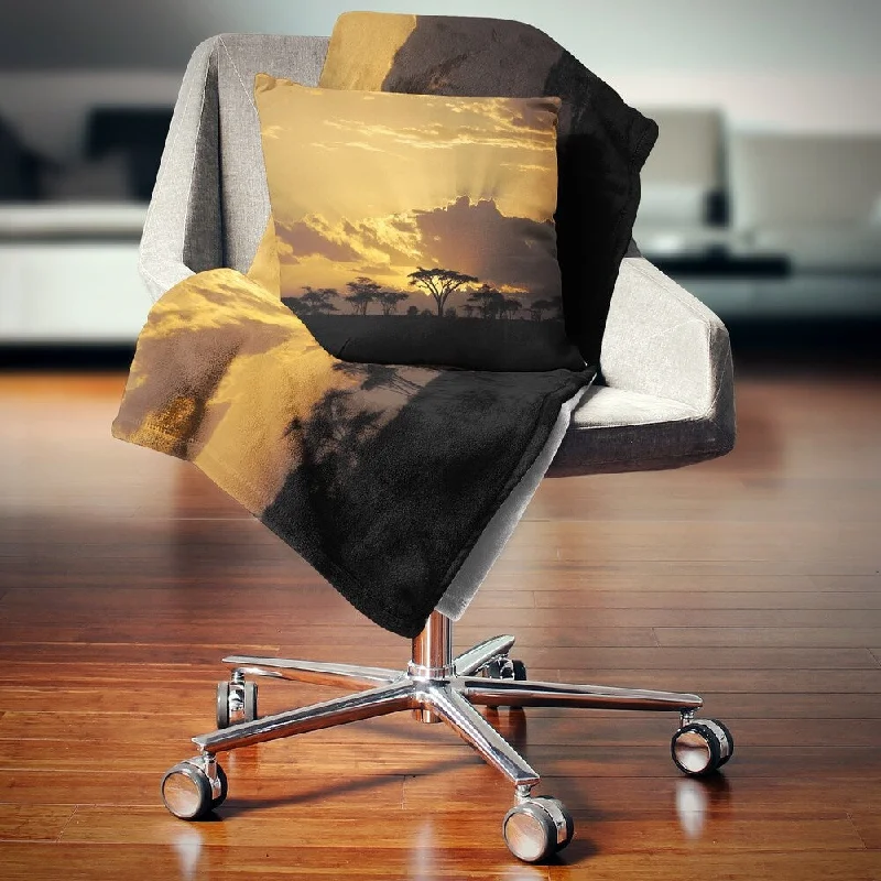 Acrylic blankets for a soft and affordable alternativeAcrylic blankets for a soft and affordable alternativeDesignart 'Sunset in Africa with Acacia Tree' Landscape Fleece Throw Blanket