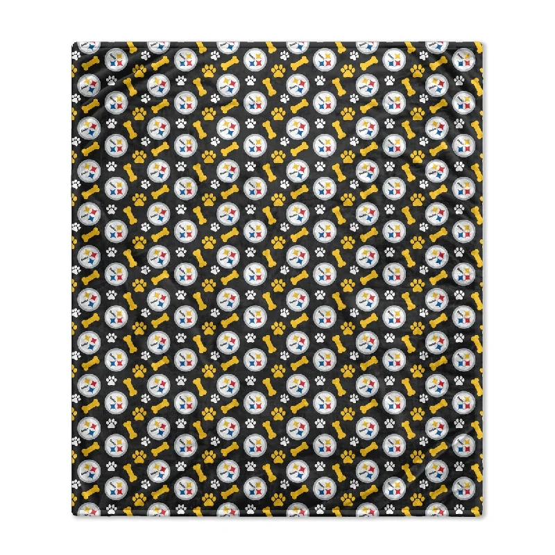 Alpaca wool blankets for a hypoallergenic and warm optionAlpaca wool blankets for a hypoallergenic and warm optionNFL Pittsburgh Steelers - Bones Repeat Pet Blanket
