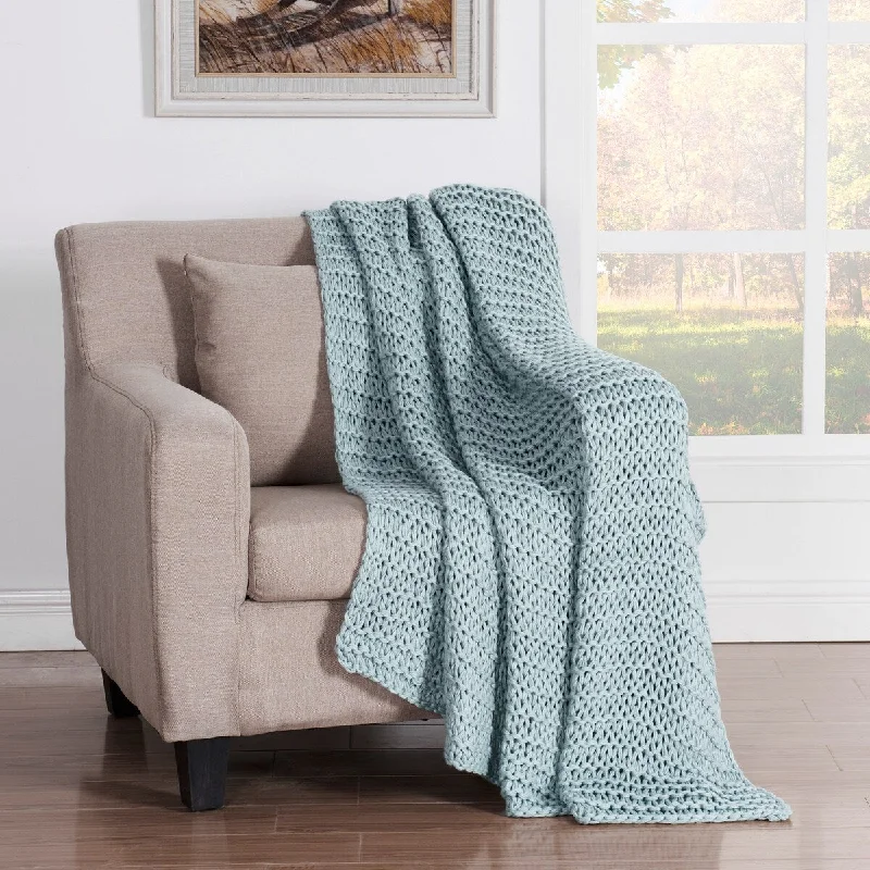 Queen - size blankets for standard - sized bedsQueen - size blankets for standard - sized bedsLuca Chunky Knitted Luxury Throw Queen - size blankets for standard - sized bedsQueen - size blankets for standard - sized bedsLuca Chunky Knitted Luxury Throw