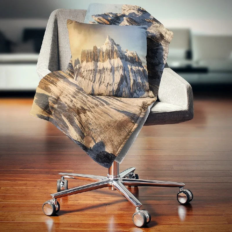 Wool blankets with natural warmth and insulationWool blankets with natural warmth and insulationDesignart 'Dramatic Overcast Sky over Alps' Landscape Fleece Throw Blanket