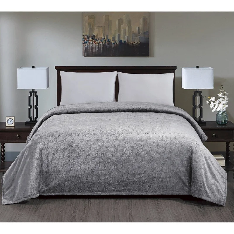 Rayon from bamboo blankets for a silky and breathable feelRayon from bamboo blankets for a silky and breathable feelLouvre Blanket Queen Gray