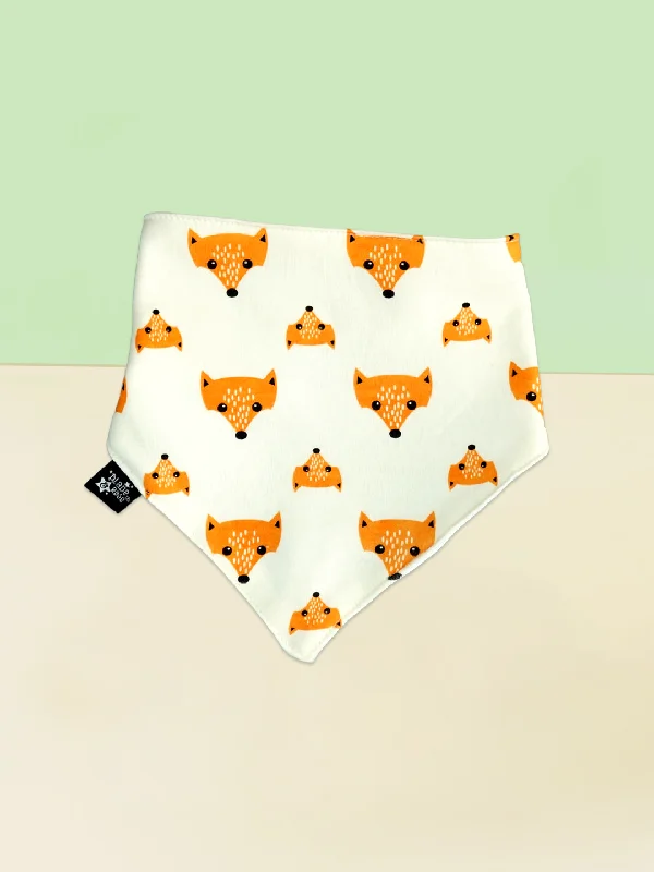Cashmere blankets for ultimate softness and luxuryCashmere blankets for ultimate softness and luxuryFox Bib Cashmere blankets for ultimate softness and luxuryCashmere blankets for ultimate softness and luxuryFox Bib