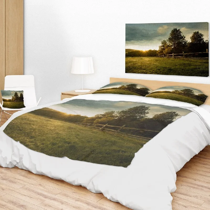 Queen - size blankets for standard - sized bedsQueen - size blankets for standard - sized bedsDesignart 'Beautiful Sunrise in the farm' Landscape Fleece Throw Blanket