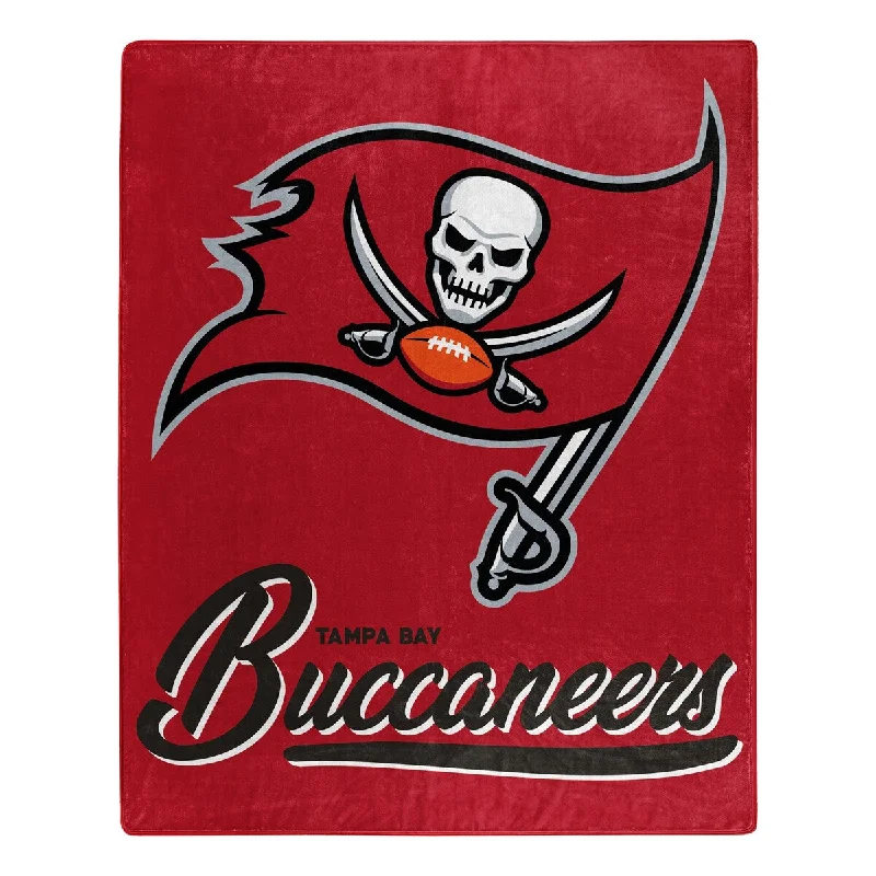 Queen - size blankets for standard - sized bedsQueen - size blankets for standard - sized bedsNFL 070 Bucs Signature Raschel