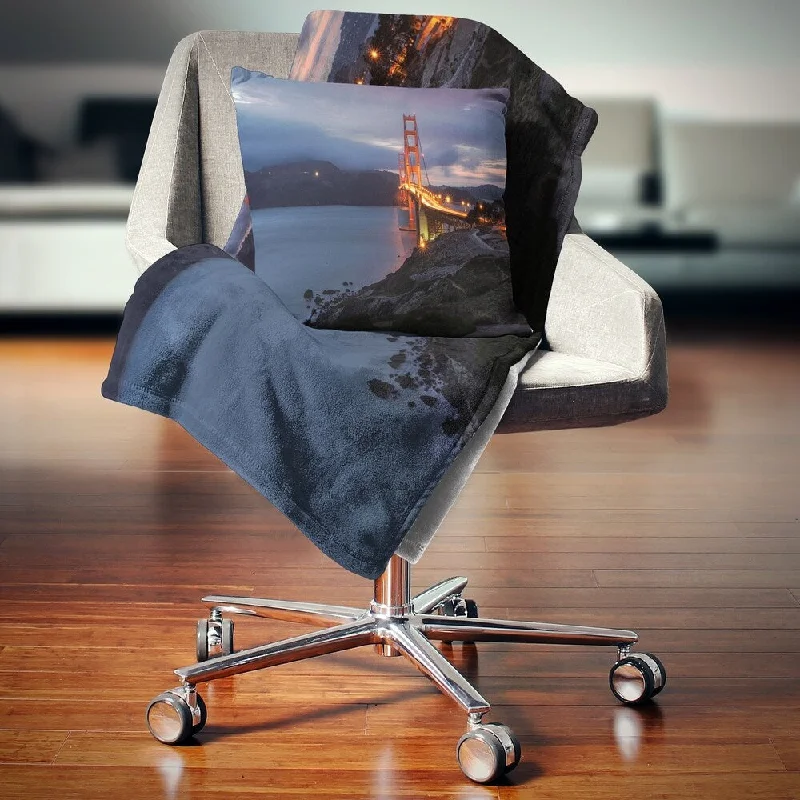 Wool blankets with natural warmth and insulationWool blankets with natural warmth and insulationDesignart 'Golden Gate with Night Illumination' Sea Bridge Throw Blanket Wool blankets with natural warmth and insulationWool blankets with natural warmth and insulationDesignart 'Golden Gate with Night Illumination' Sea Bridge Throw Blanket
