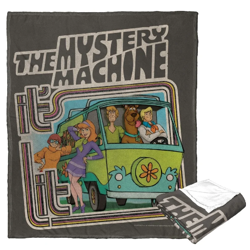 Cotton blankets for breathability and a lightweight feelCotton blankets for breathability and a lightweight feelWarner Brothers Scooby-Doo It's Lit Gang Silk Touch Throw Blanket