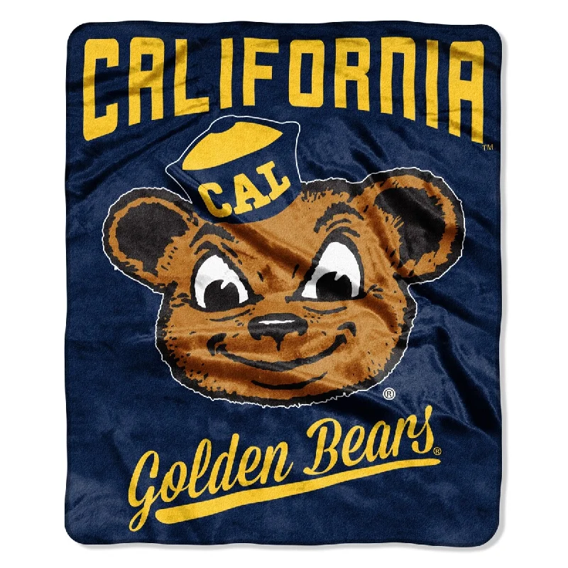 Linen blankets with a rustic and textured lookLinen blankets with a rustic and textured lookCOL 670 Cal Berkeley Alumni Raschel