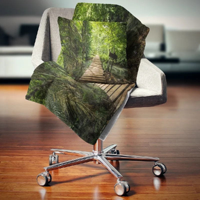 Acrylic blankets for a soft and affordable alternativeAcrylic blankets for a soft and affordable alternativeDesignart 'Forest Way to Emerald Pool' Landscape Photo Throw Blanket