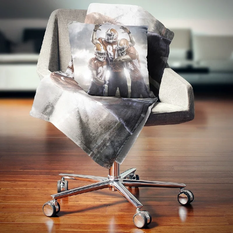 Linen blankets with a rustic and textured lookLinen blankets with a rustic and textured lookDesignart 'American Footballer in Action' Sport Throw Blanket Linen blankets with a rustic and textured lookLinen blankets with a rustic and textured lookDesignart 'American Footballer in Action' Sport Throw Blanket