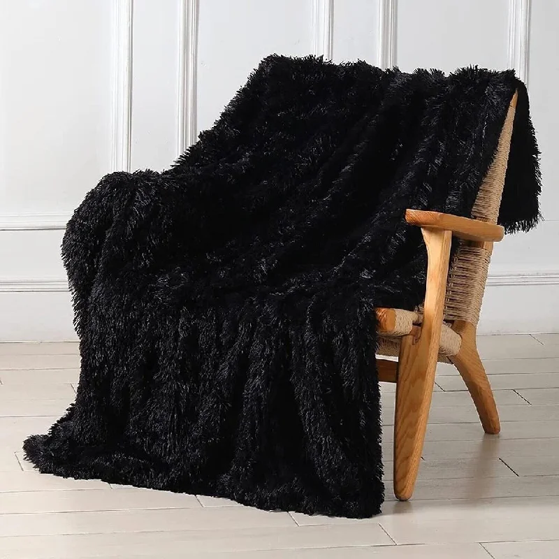 Chenille blankets with a thick and fuzzy textureChenille blankets with a thick and fuzzy textureTwin Extra Soft Faux Fur Blanket Reversible Fuzzy Lightweight Black