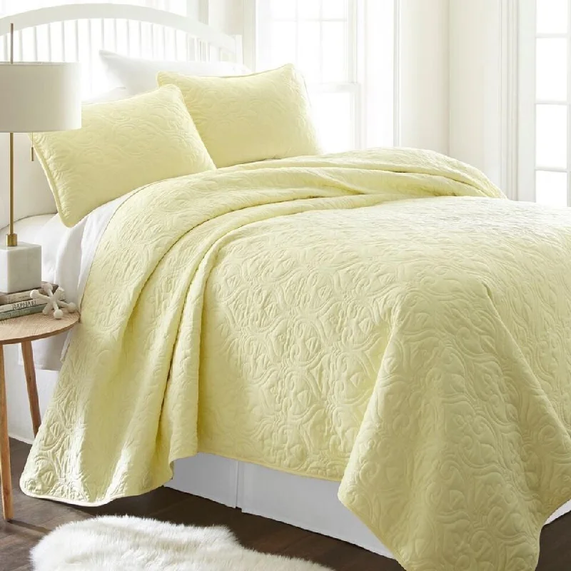 Synthetic fiber blend blankets for a budget - friendly choiceSynthetic fiber blend blankets for a budget - friendly choice3pc King/Cal King Quilted Coverlet Set Softest Damask Yellow Synthetic fiber blend blankets for a budget - friendly choiceSynthetic fiber blend blankets for a budget - friendly choice3pc King/Cal King Quilted Coverlet Set Softest Damask Yellow