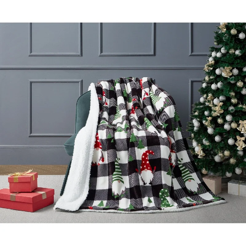 Cashmere blankets for ultimate softness and luxuryCashmere blankets for ultimate softness and luxuryHanging with my Gnomie Plaid Microplush to Sherpa Throw
