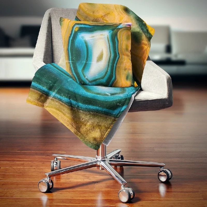 Rayon from bamboo blankets for a silky and breathable feelRayon from bamboo blankets for a silky and breathable feelDesignart 'Colorful Agate Pattern' Abstract Throw Blanket Rayon from bamboo blankets for a silky and breathable feelRayon from bamboo blankets for a silky and breathable feelDesignart 'Colorful Agate Pattern' Abstract Throw Blanket