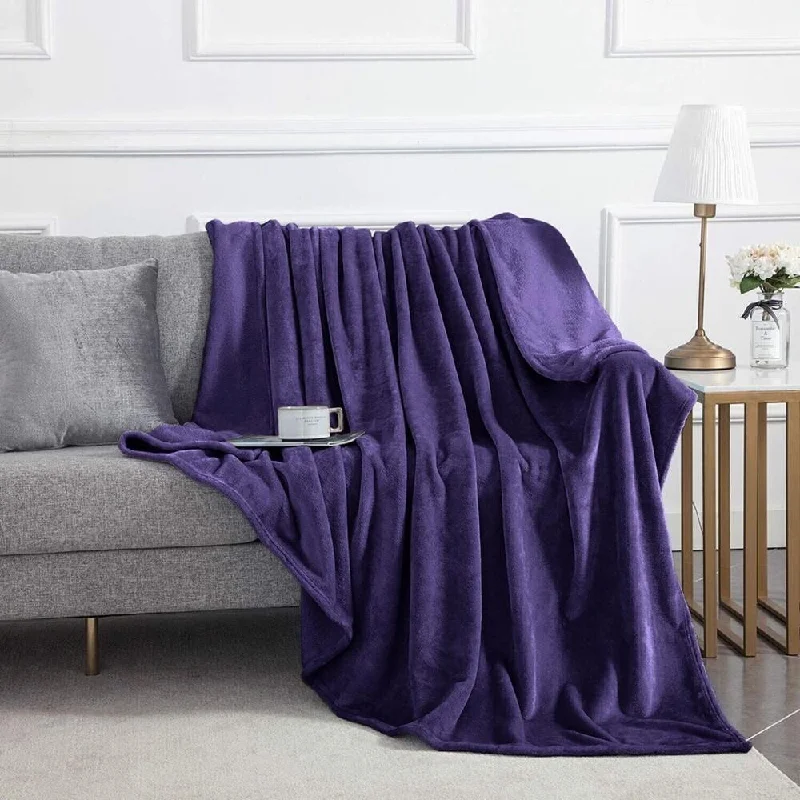 Alpaca wool blankets for a hypoallergenic and warm optionAlpaca wool blankets for a hypoallergenic and warm option50" x 60" Throw Reversible Faux Fur Fleece Bed Blanket Purple