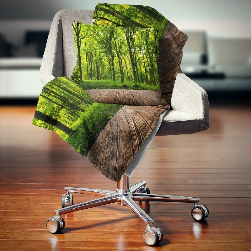 Fleece blankets for a cozy and plush textureFleece blankets for a cozy and plush textureDesignart 'Green Forest with Dense Woods' Landscape Fleece Throw Blanket