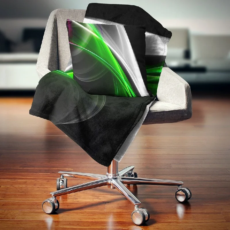 Wool blankets with natural warmth and insulationWool blankets with natural warmth and insulationDesignart 'Fractal Lines Green White' Abstract Throw Blanket