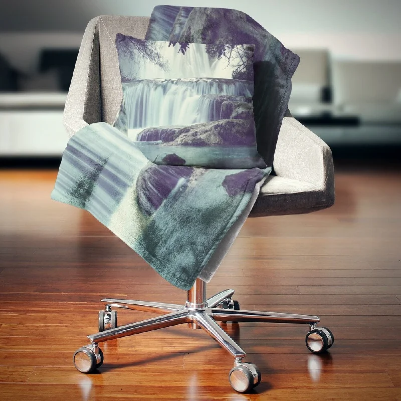 Alpaca wool blankets for a hypoallergenic and warm optionAlpaca wool blankets for a hypoallergenic and warm optionDesignart 'Amazing Waterfall in Mexico' Landscape Fleece Throw Blanket