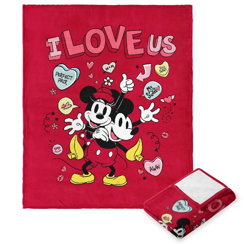 Linen blankets with a rustic and textured lookLinen blankets with a rustic and textured lookMickey Mouse Mickey & Minnie I Love Us Silk Touch Throw Linen blankets with a rustic and textured lookLinen blankets with a rustic and textured lookMickey Mouse Mickey & Minnie I Love Us Silk Touch Throw