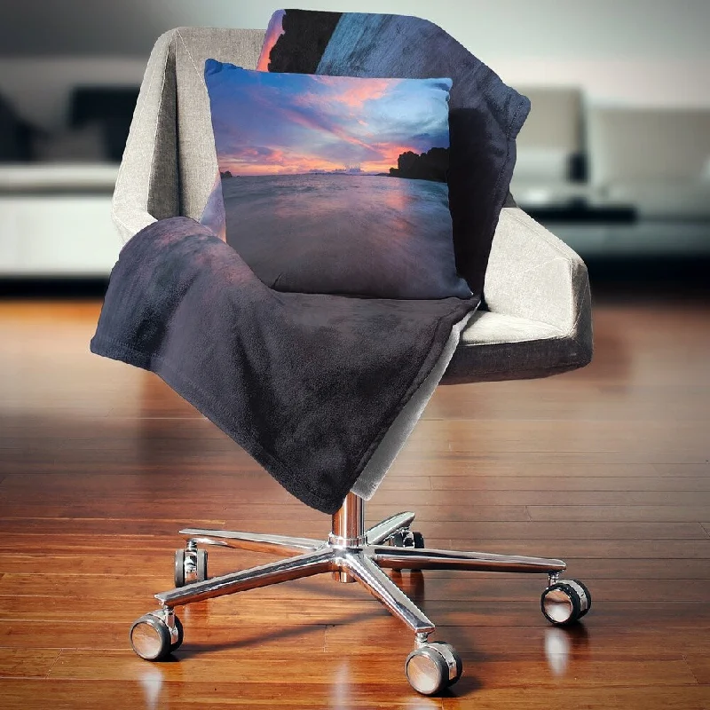 Wool blankets with natural warmth and insulationWool blankets with natural warmth and insulationDesignart 'Sunset at Railay Beach Andaman Sea' Seashore Throw Blanket