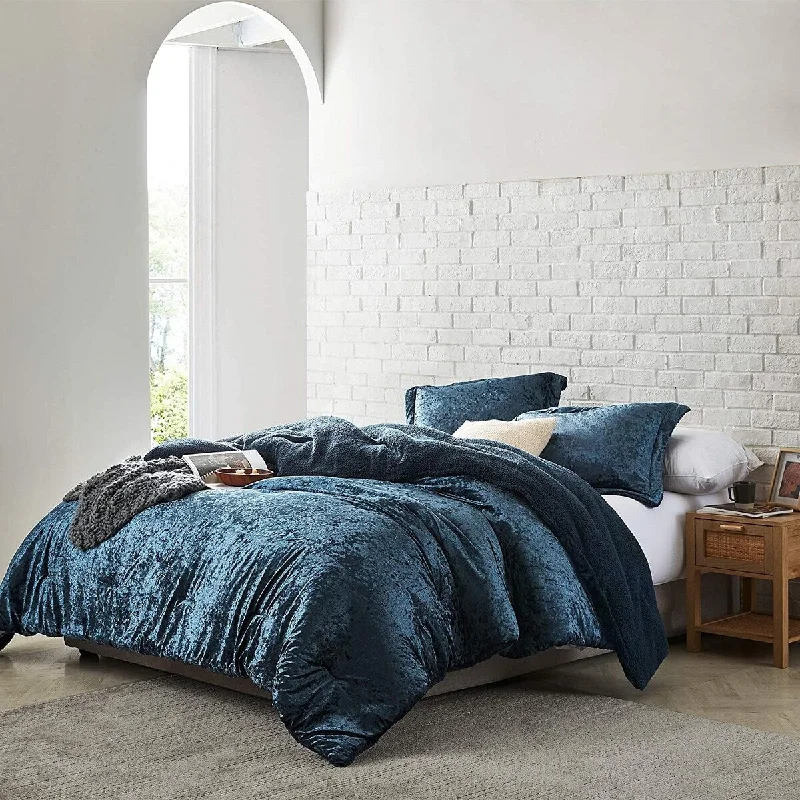 Down - filled comforters for supreme warmth and lightnessVelvet Crush - Coma Inducer Oversized Comforter Set - Champagne Navy