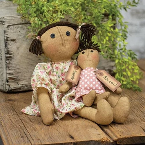 Checkered bed skirts for a classic patternAmanda & Abigail Dolls