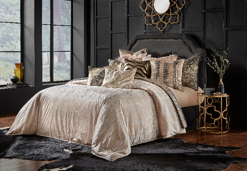 Bamboo - charcoal - filled duvets to absorb odors and regulate temperatureArian Ivory Velvet Duvet Cover Bamboo - charcoal - filled duvets to absorb odors and regulate temperatureArian Ivory Velvet Duvet Cover