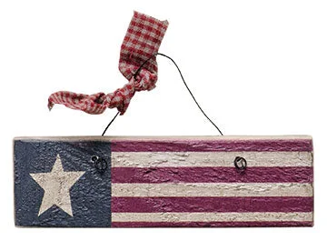 Cotton bed skirts for a soft and breathable lookAntiqued Wood Flag Ornament
