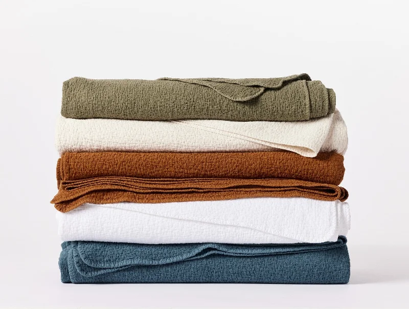 Bolster Pillows for Sofa DecorationCascade Organic Matelasse Blanket - Renewed