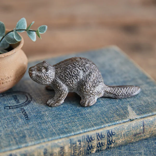 Bed skirts with a Christmas - themed patternCast Iron Beaver Figurine