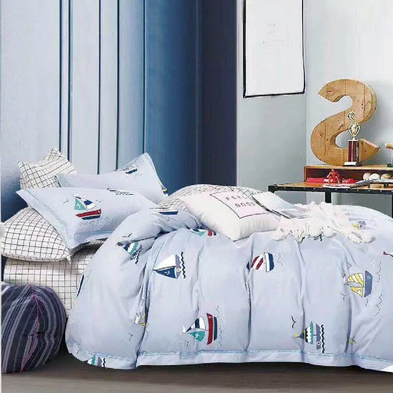 Round Pillows for Boho-Style InteriorsBeaute Living Sailboat Kid's Duvet Set