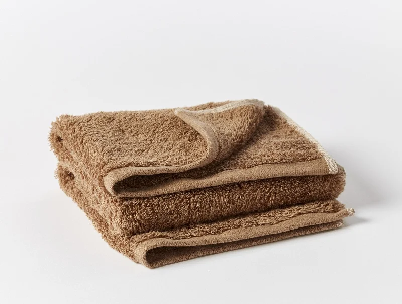 Adjustable Pillows for Customized ComfortCloud Loom™ Organic Hand Towels