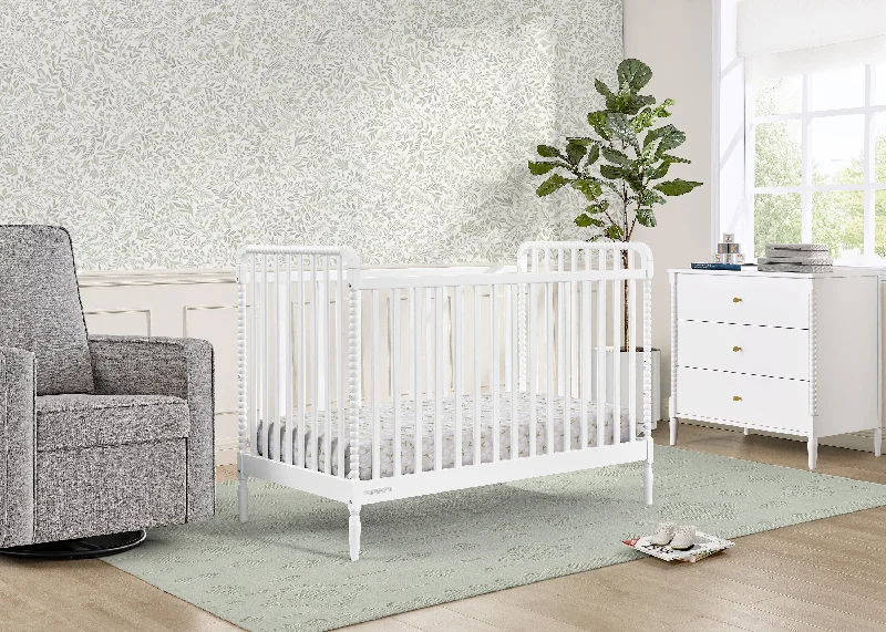 Innerspring mattresses with coil counts for supportLily 4-in-1 Convertible Crib