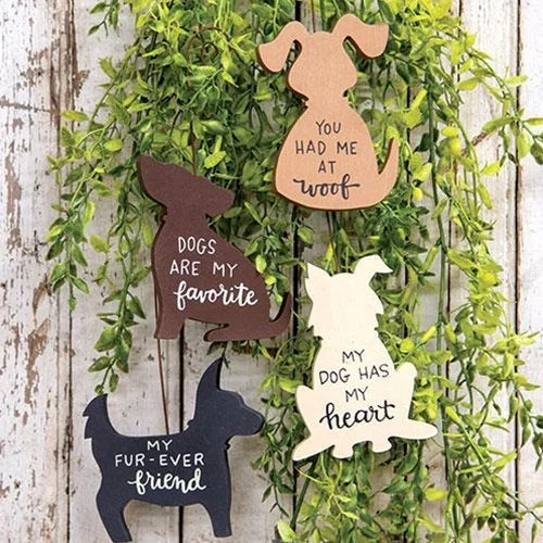 Bed skirts with a lace trim for a romantic touch4/Set My Dog is My Favorite Wooden Ornaments