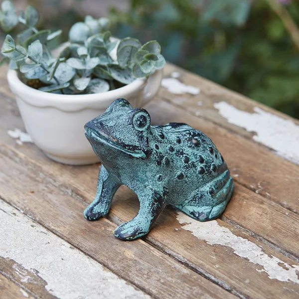 Bed skirts with a modern minimalist designCast Iron Frog Figurine