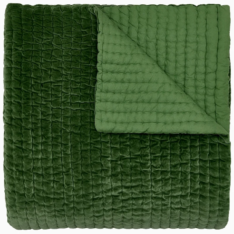 Cooling Pillows for Hot SleepersVelvet Moss Quilt