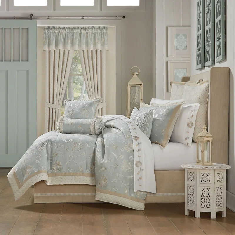 Bamboo - fiber - filled comforters with antibacterial and breathable qualitiesJ. Queen New York Garden View Comforter Set