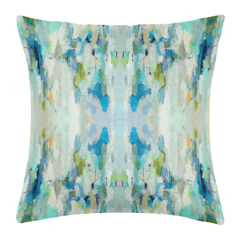 Full - size duvets for full - sized beds in guest rooms or smaller bedroomsWintergreen 22x22 Pillow Full - size duvets for full - sized beds in guest rooms or smaller bedroomsWintergreen 22x22 Pillow