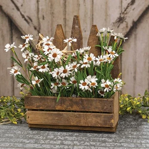 Bed skirts with a metallic thread for a touch of glamourRustic Lath Picket Planter