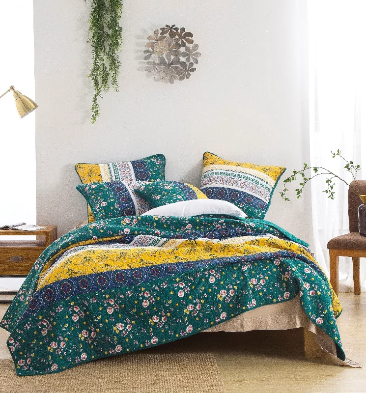 coastal style bedspreads with nautical elements like anchors and stripes for beach - themed roomsDaDa Bedding Bohemian Patchwork Bed of Wild Flowers Floral Gardenia Green Bedspread Set (JHW-886) coastal style bedspreads with nautical elements like anchors and stripes for beach - themed roomsDaDa Bedding Bohemian Patchwork Bed of Wild Flowers Floral Gardenia Green Bedspread Set (JHW-886)