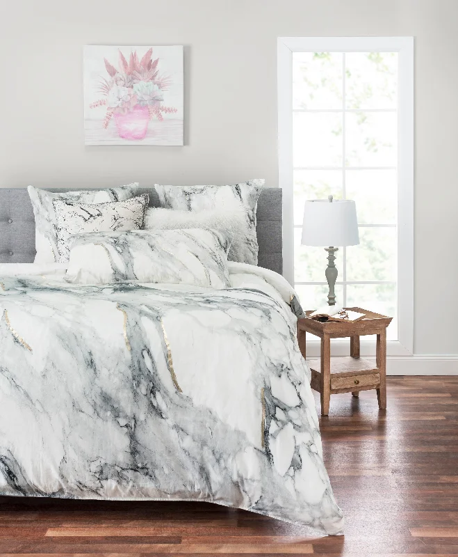 King - size duvets to perfectly fit large king - sized bedsMarble Mutli Cotton Duvet