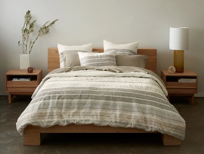 Velvet Pillows for a Touch of EleganceLost Coast Organic Duvet Cover - Renewed