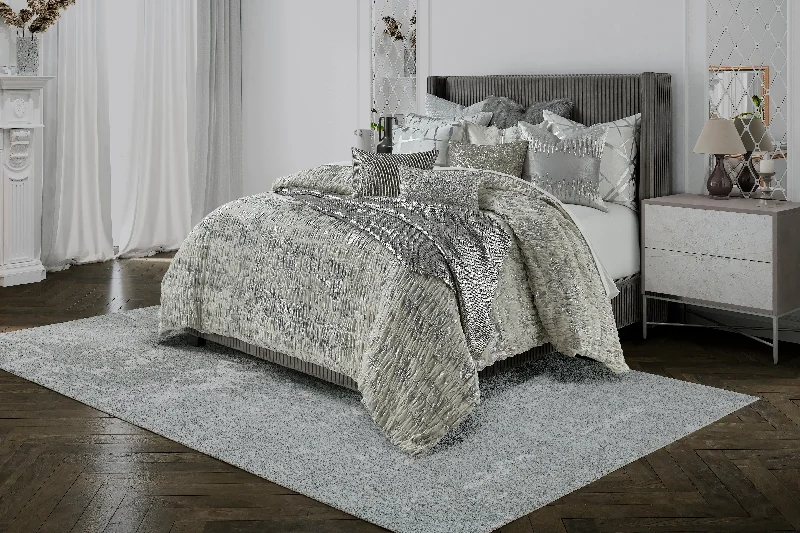Full - size duvets for full - sized beds in guest rooms or smaller bedroomsElla Ivory Silver Duvet Full - size duvets for full - sized beds in guest rooms or smaller bedroomsElla Ivory Silver Duvet