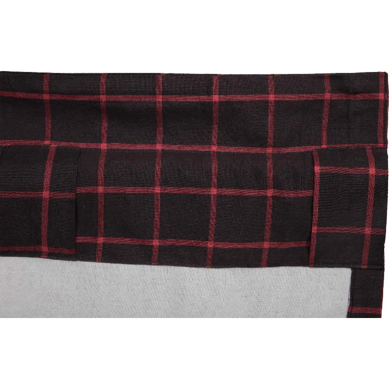 Bed skirts in pastel shades for a delicate lookGlennock Plaid Valance 16x72