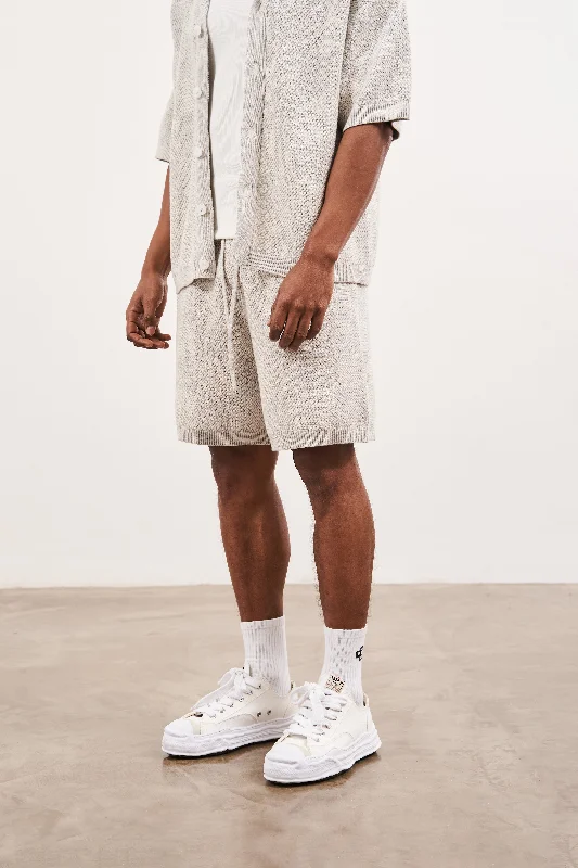 KNITTED CHECKERBOARD SHORTS - GREY